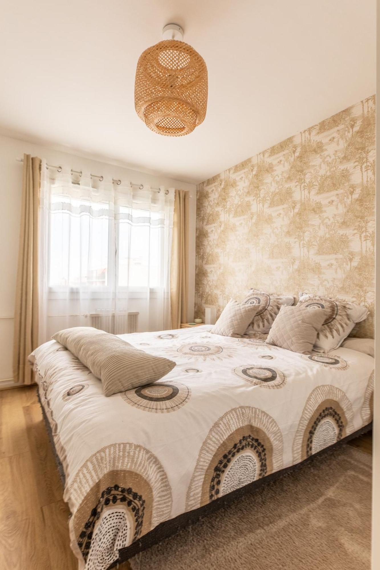 *Cocoon Area* Confort & Parking Клермон-Ферран Экстерьер фото